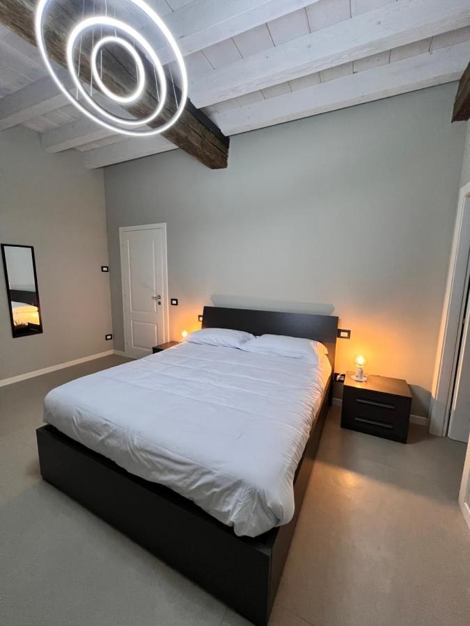V&B Suites And Apartments بافيا المظهر الخارجي الصورة
